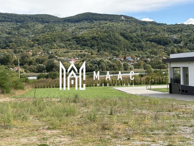 Teren Construcții intravilan de 13000 mp, în Gura Văii