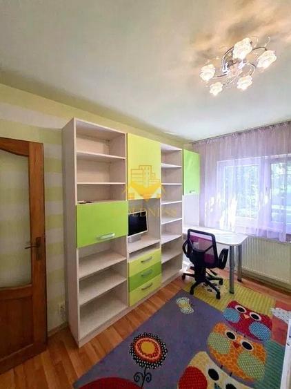 Apartament cu 3 camere decomandat, mobilat în Plopilor