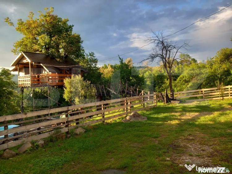 Casă cu 3 camere cu Teren 811 Mp în Pietrari