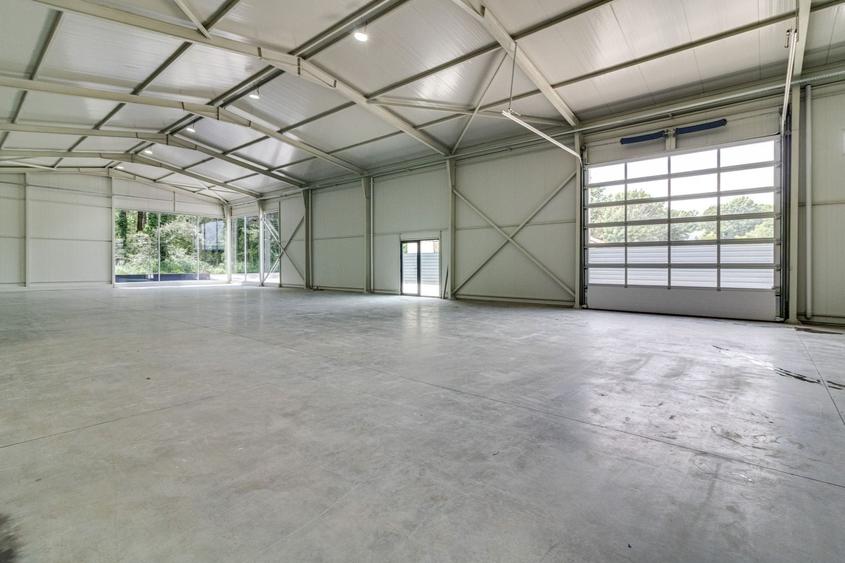 Spațiu comercial, de 988 mp, în Băneasa