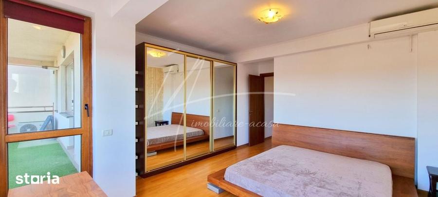 Apartament cu 3 camere semidecomandat în Băneasa