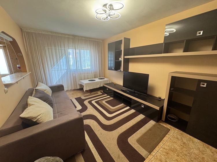 Apartament cu 2 camere în Tomis I