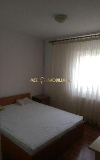 Apartament cu 3 camere decomandat, mobilat în Rahova