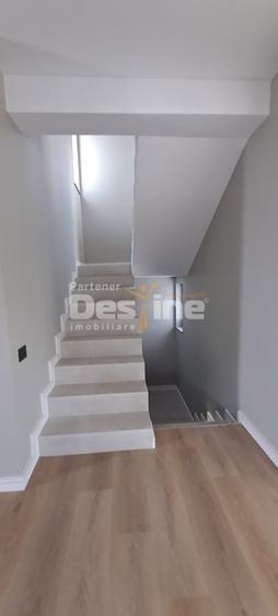 Casă individuală cu 4 camere cu Canalizare în Miroslava