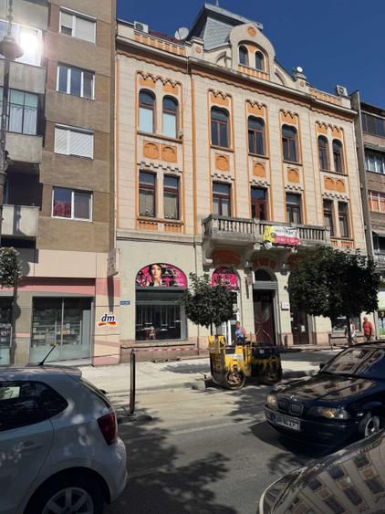Spațiu comercial, de 71 mp, în Central