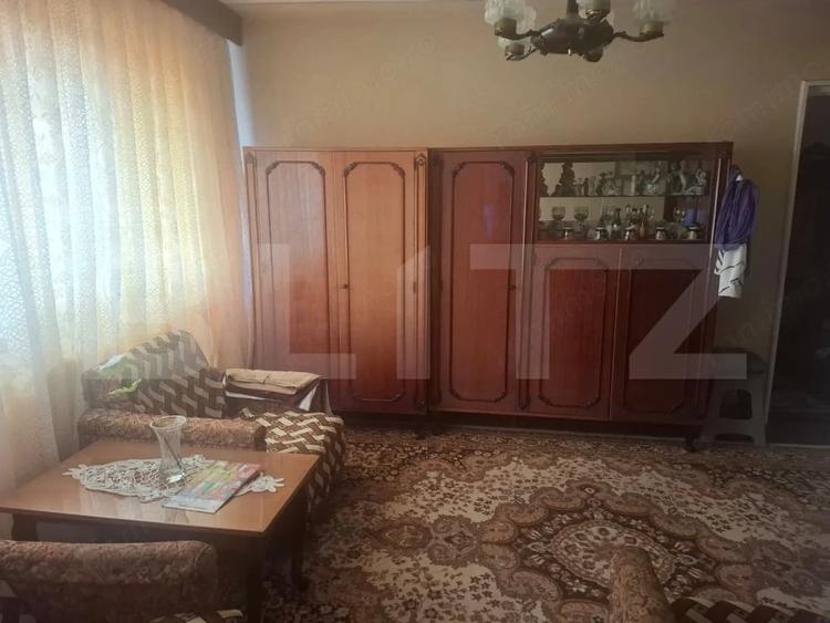 Apartament cu 2 camere semidecomandat în Micro 5