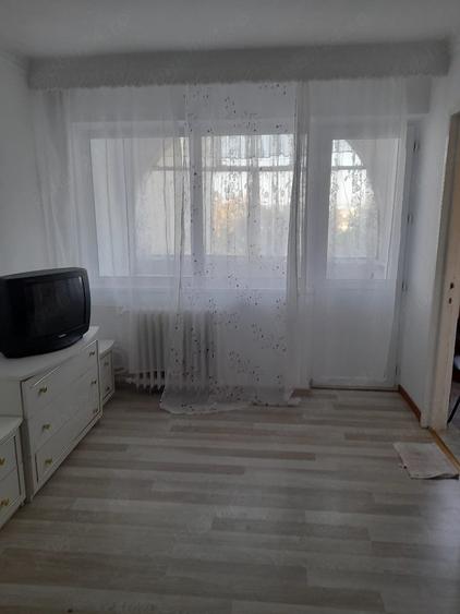 Casă cu 1 camere cu Teren 48 Mp în Exterior Vest