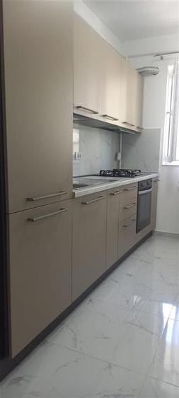 Garsonieră decomandată în Cug