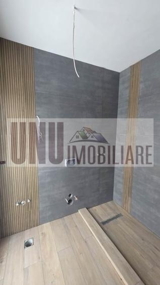 Casă individuală cu 5 camere cu Teren 700 Mp în Bucium