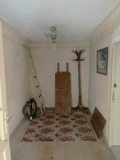 Casă individuală cu 4 camere cu Teren 575 Mp în Central