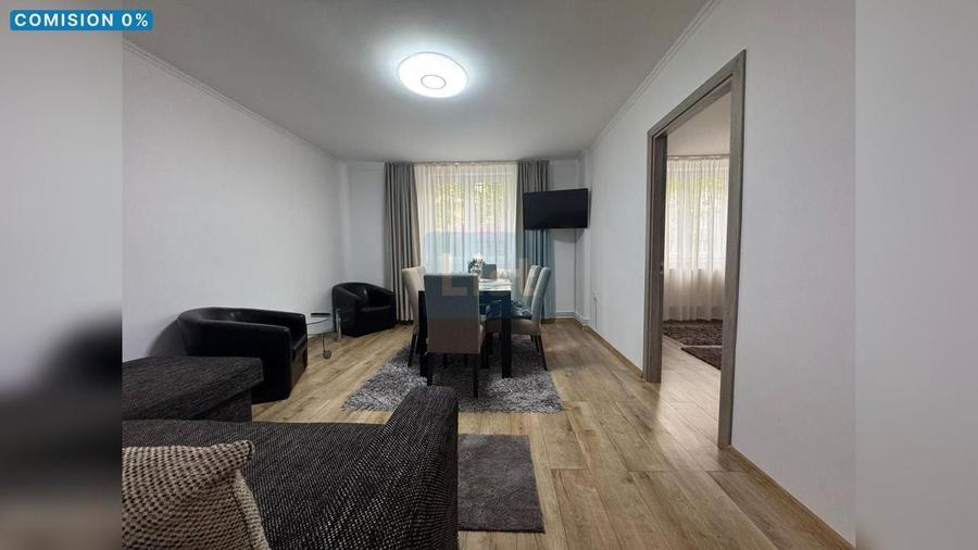 Apartament cu 3 camere semidecomandat în Central