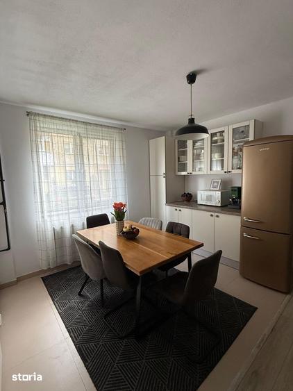 Apartament cu 2 camere, mobilat în Central