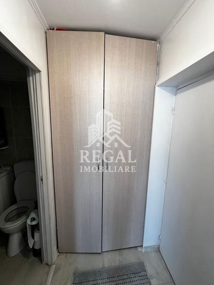 Apartament cu 2 camere semidecomandat în Central