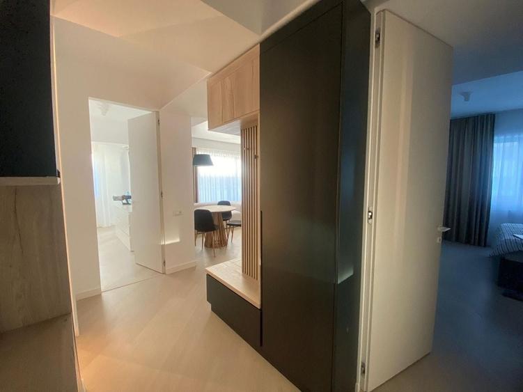 Apartament cu 3 camere decomandat, mobilat în Pipera
