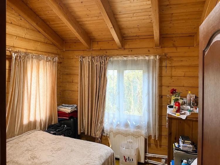 Casă cu 5 camere cu Teren 541 Mp în Românești