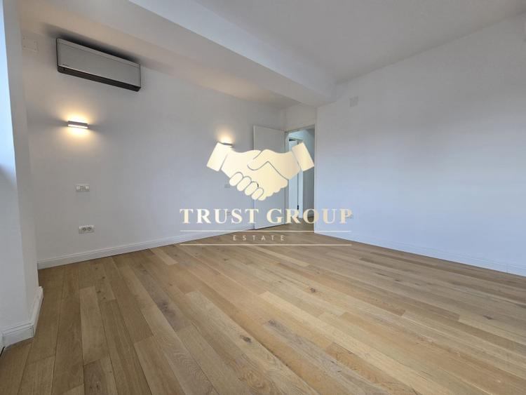 Apartament cu 3 camere decomandat în Polonă