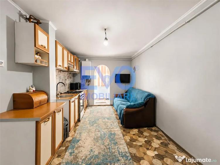 Apartament cu 2 camere semidecomandat în Tomești