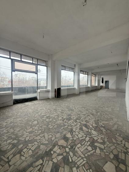 Spațiu comercial, de 471 mp, în Sud