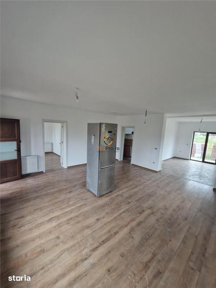 Casă cu 3 camere cu Teren 750 Mp în Chevereșu Mare