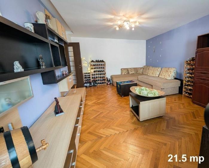 Apartament cu 4 camere decomandat, mobilat în Steaua