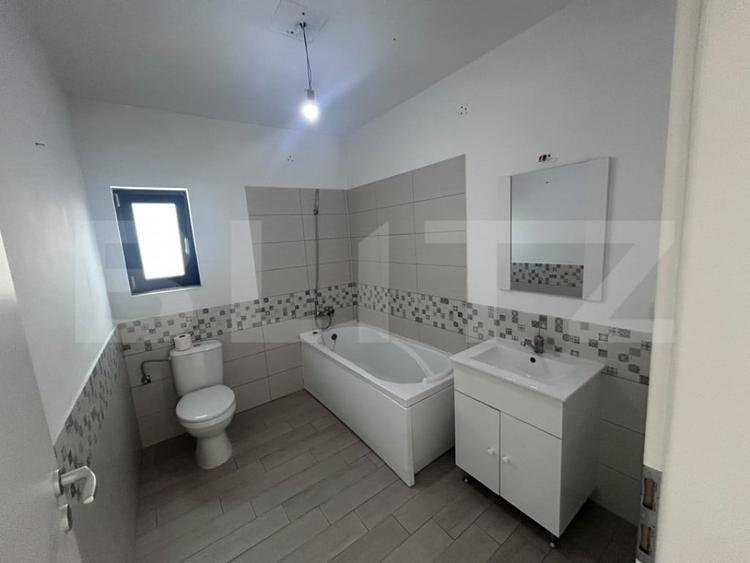 Casă cu 4 camere cu Teren 350 Mp în Central