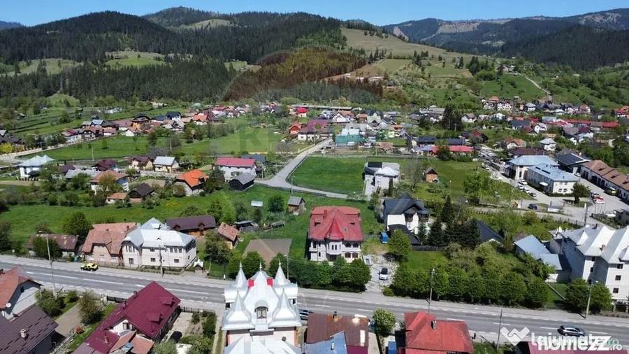 Casă cu 18 camere cu Teren 600 Mp în Câmpulung Moldovenesc