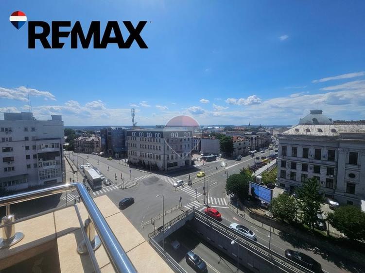 Apartament cu 3 camere decomandat, mobilat în Ultracentral