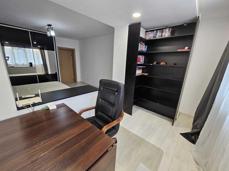 Apartament cu 3 camere decomandat în Decebal