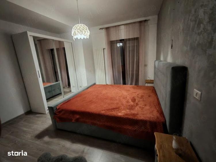 Apartament cu 3 camere decomandat în Sud