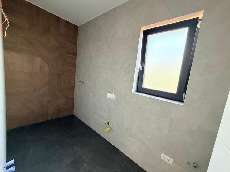 Casă individuală cu 3 camere cu Teren 500 Mp în Tomești