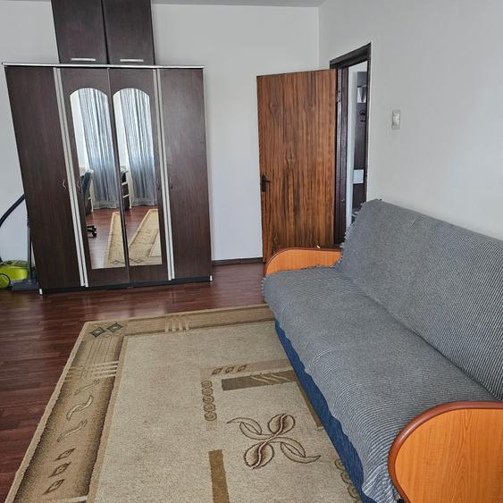 Garsonieră decomandată în Dristor