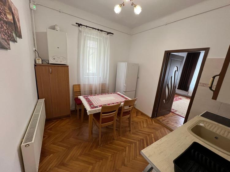 Apartament 1 camera la casa, se accepta si animale de companie,zona P-ta Cluj - 4