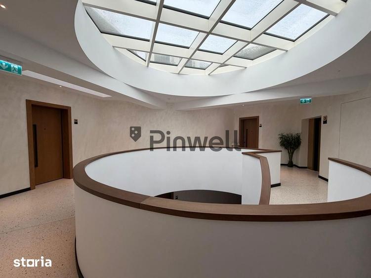 Apartament cu 4 camere, mobilat în Central