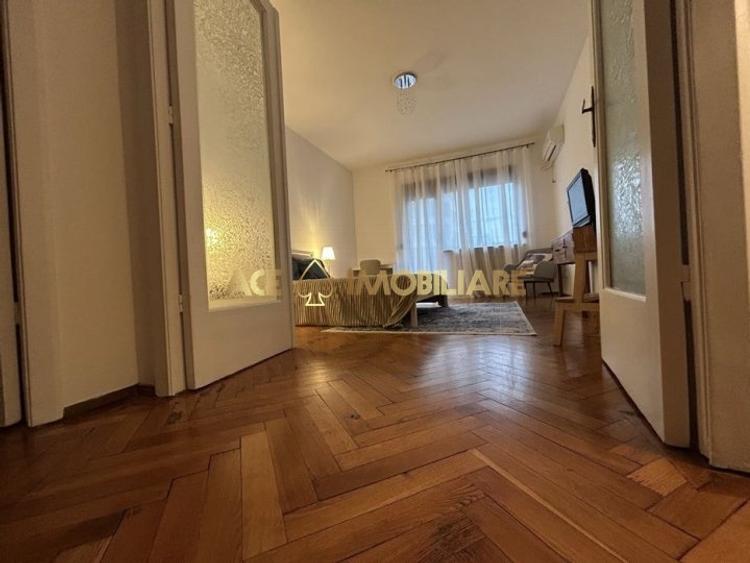 Apartament cu 2 camere decomandat, mobilat în Ultracentral