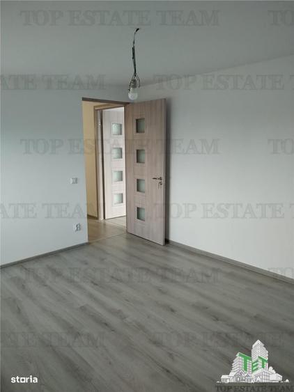 Casă cu 4 camere în Olteni