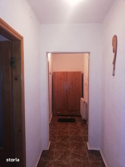 Inchiriez apartament 2 camere - 2