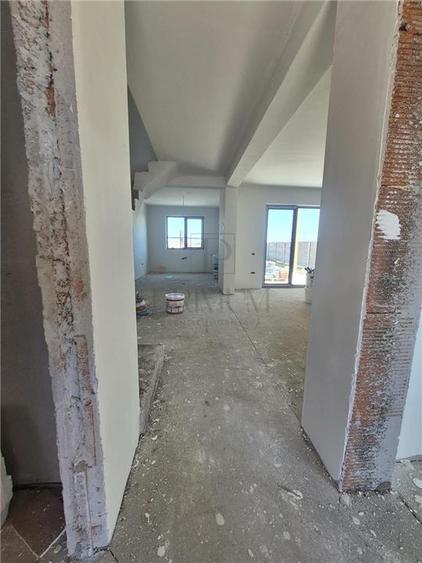 Duplex cu 4 camere cu Teren 300 Mp în Moșnița Nouă