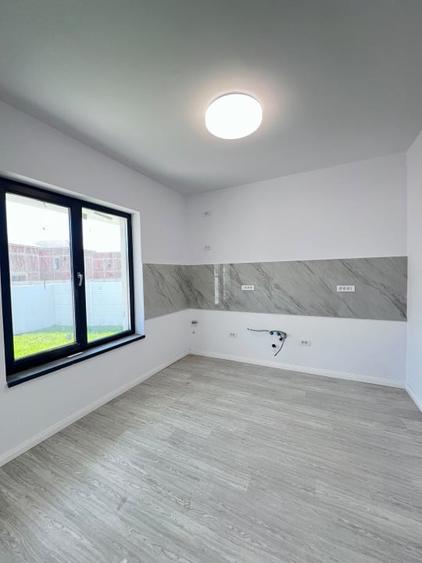 Casă individuală cu 4 camere cu Canalizare în Bragadiru