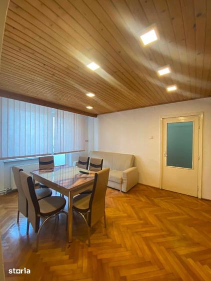 Apartament cu 2 camere semidecomandat în Micro 17