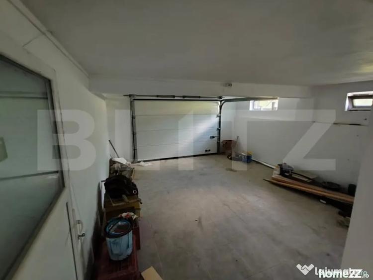 Casă cu 7 camere cu Teren 784 Mp în Central