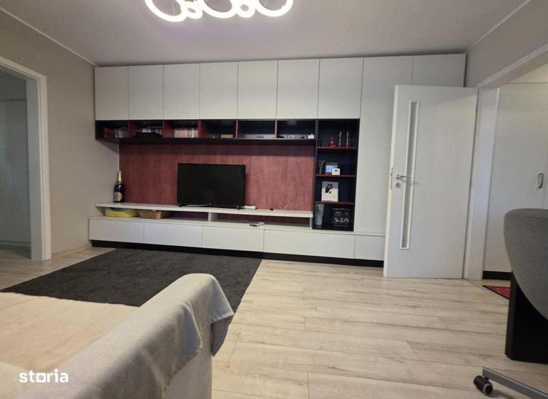 Apartament cu 3 camere, mobilat în Tătărași