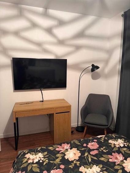Apartament cu 2 camere semidecomandat în 1 Mai