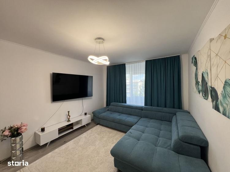 Apartament cu 3 camere în Micro 16