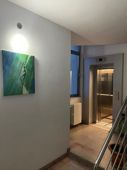 Apartament cu 4 camere semidecomandat în Ultracentral