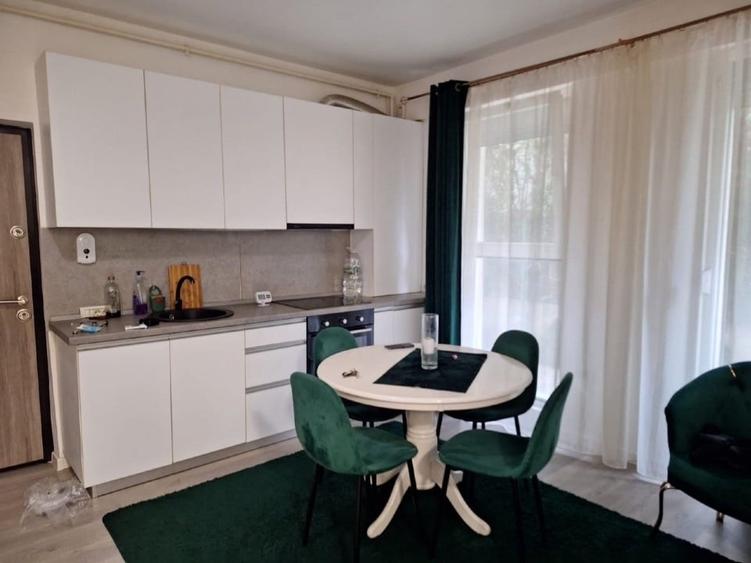 Apartament cu 2 camere, mobilat în Nord