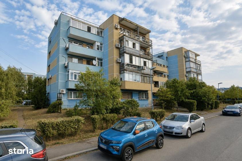 Apartament cu 2 camere semidecomandat în Militari