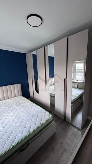 Apartament cu 4 camere decomandat în Nicolina