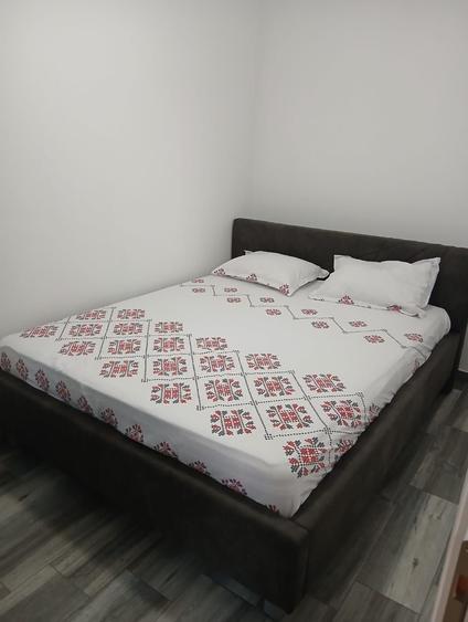Apartament cu 2 camere decomandat în Nord — fotografia 3