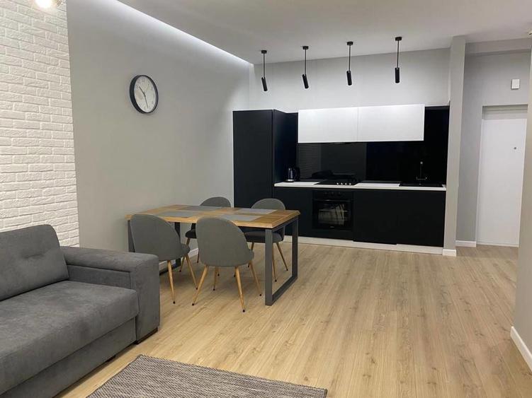Apartament cu 2 camere decomandat în Bună Ziua