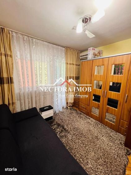 Apartament cu 3 camere decomandat în Dacia